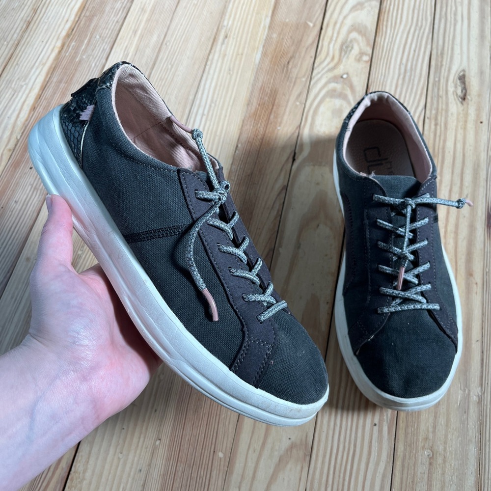 Hey Dude Karina Sneakers Womens Size 9 Jet Black Canvas Snakeskin Low Top Shoes